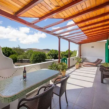 Sleeps 8 Pool Wifi Villa *