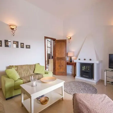 Sleeps 8 Pool Wifi * Tao