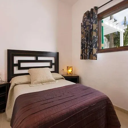 Sleeps 8 Pool Wifi *